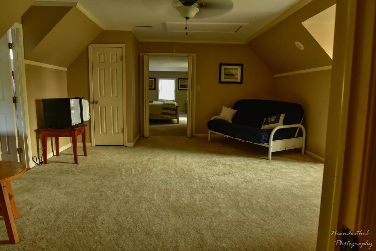 The Yellow Rose Of Talbot Bed And Breakfast 伊斯顿 外观 照片